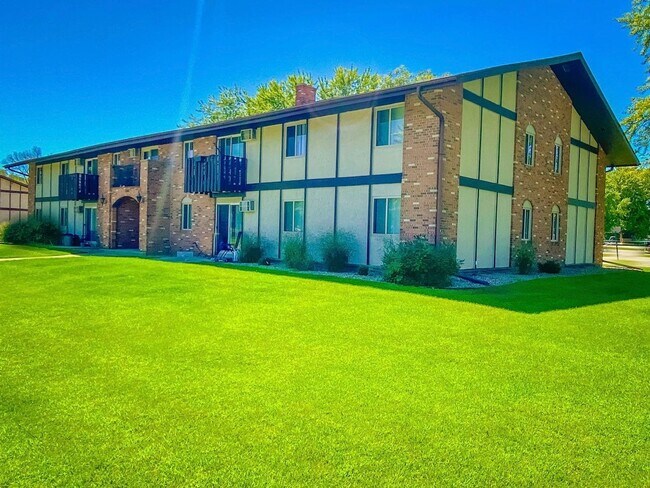 Interior Photo - 150 S National Ave