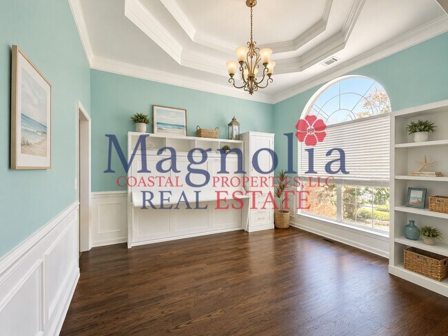 Building Photo - 3 bedrooms, 2 bathrooms in Richmond Hill's Oxford Subdivision