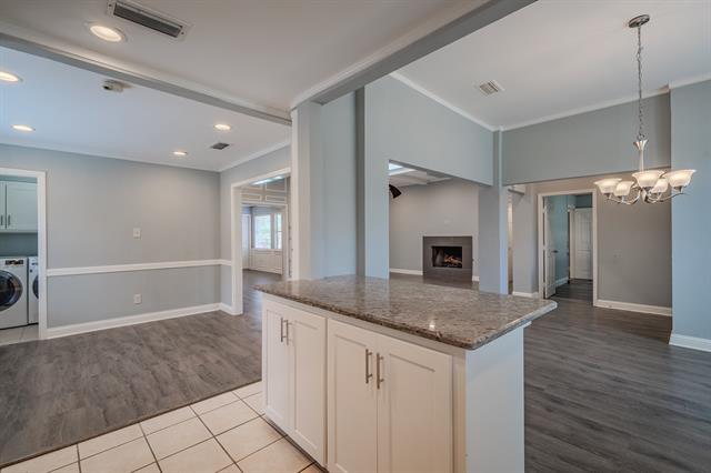 Building Photo - 2300 San Gabriel Dr