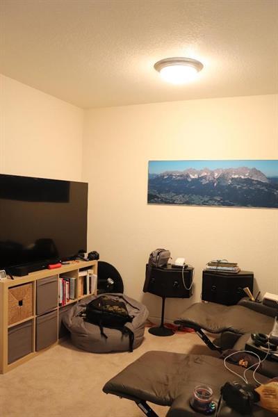 Building Photo - 886 Spinnaker Dr