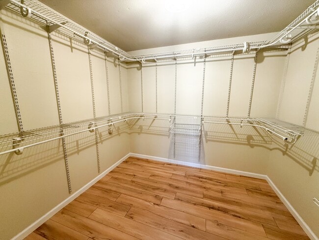 Building Photo - 3423 Maitland