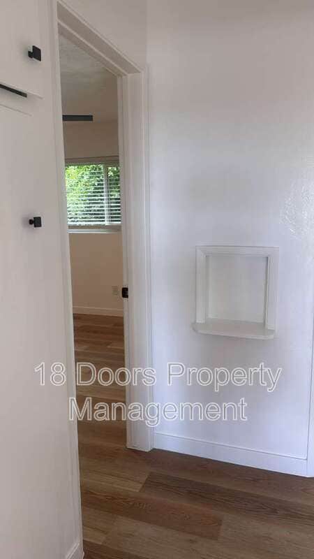 Building Photo - 4353 1/2-4349-52 College Ave