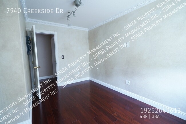 Building Photo - 7940 Creekside Dr