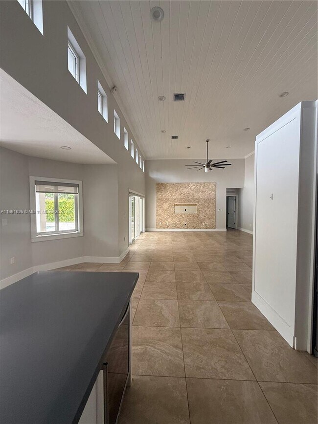 Building Photo - 17610 SW 80th Ct