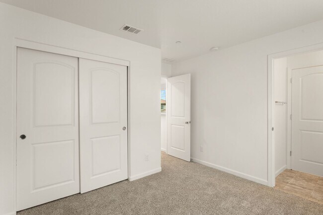 Building Photo - Gorgeous Home, One You Don't Want to Miss!