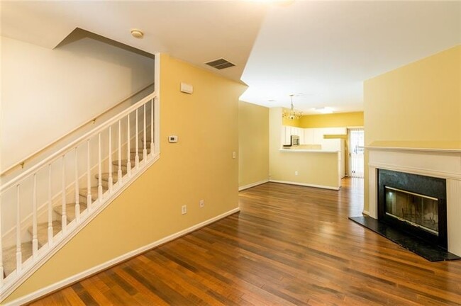 Building Photo - 3363 Hidden Cove Cir NW