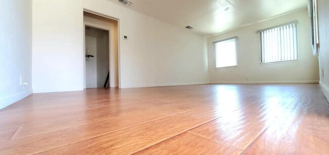 Building Photo - 8422 Wells St