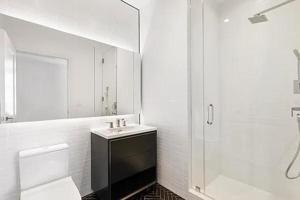 Building Photo - 301 W 118th St