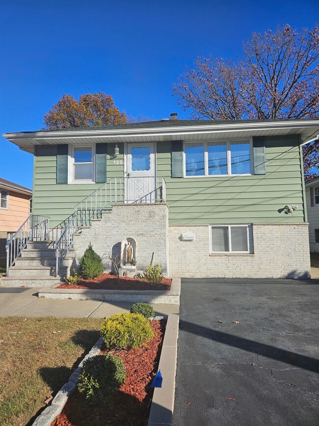 Building Photo - 122 Eckel Rd