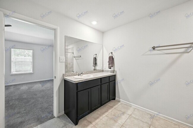Building Photo - 3317 Winoak Dr