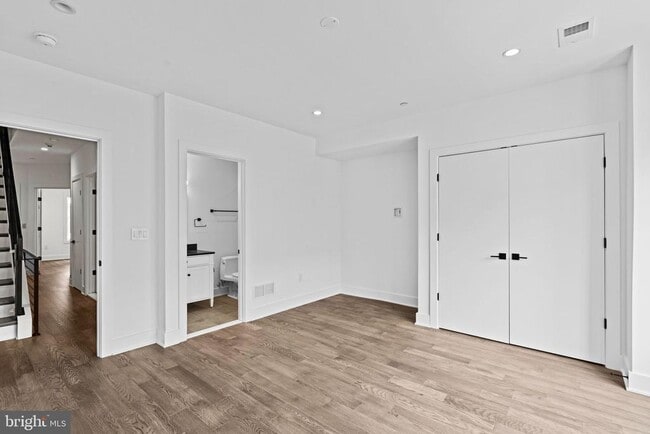 Building Photo - 742 S Broad St