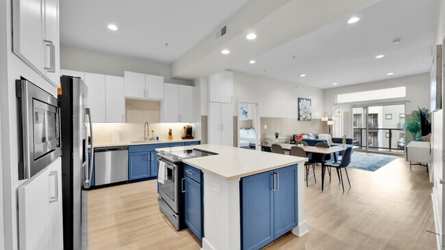 Building Photo - 2901 Indiana St