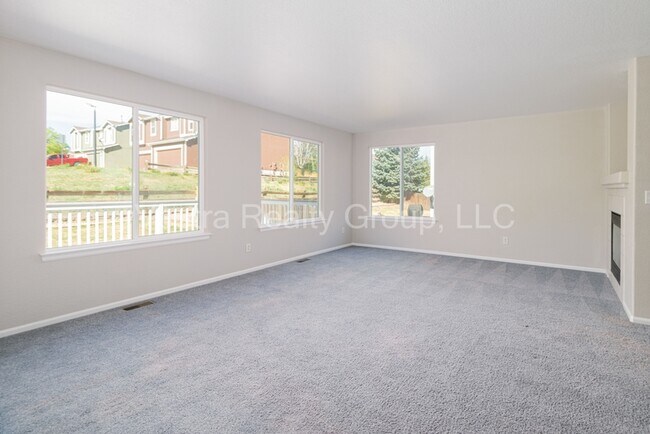 Building Photo - 5369 S Riviera Ln