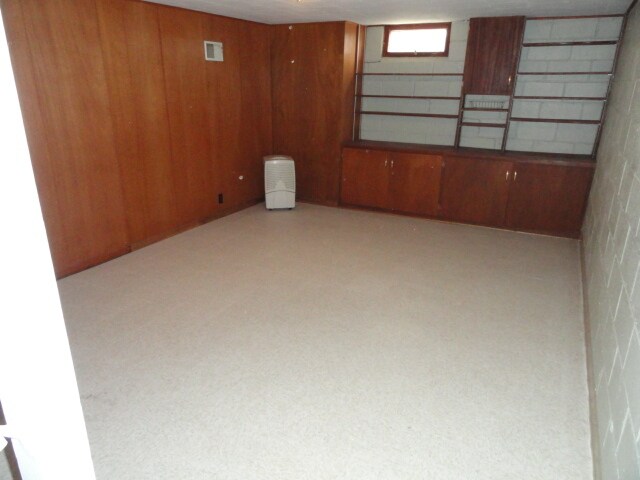 BASEMENT OFFICE/ REC. RM. - 113 N Connecticut Ave