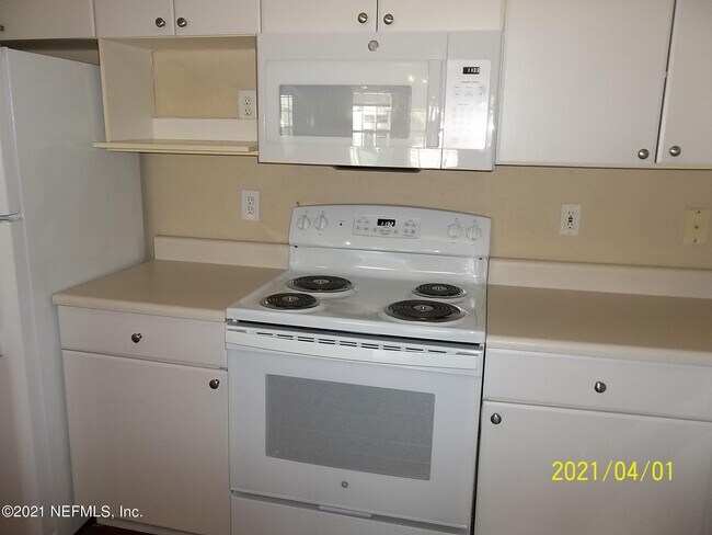 Building Photo - 3591 Kernan Blvd S