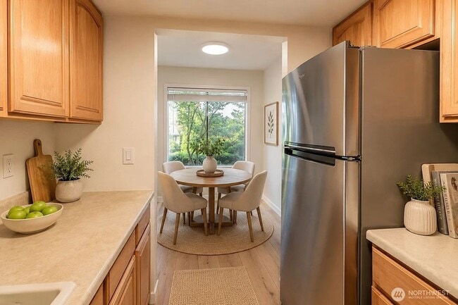 Building Photo - Cozy 1 bedroom in the heart of Kingsgate neighborhood