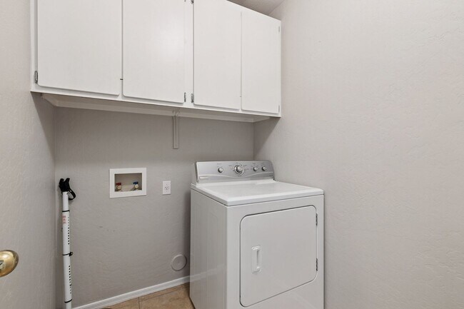 Building Photo - 3 Bed, 2 Bath Home in Power Ranch Subdivision, Gilbert, AZ