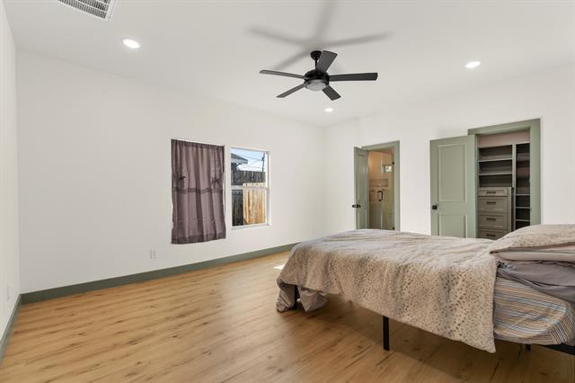 Building Photo - 3028 College Ave