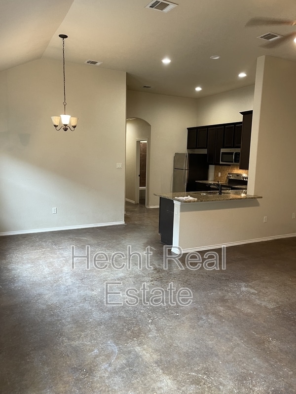 Building Photo - 217 Kaspar Way