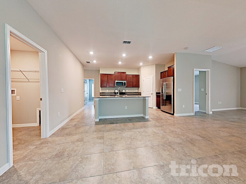 Building Photo - 1618 Broad Winged Hawk Dr