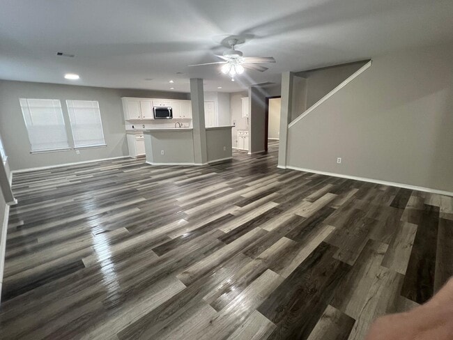 Building Photo - 6319 Sunlit Orchard Dr