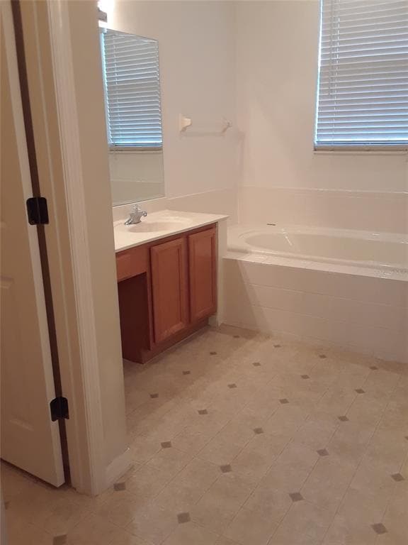 Building Photo - 225 Largovista Dr