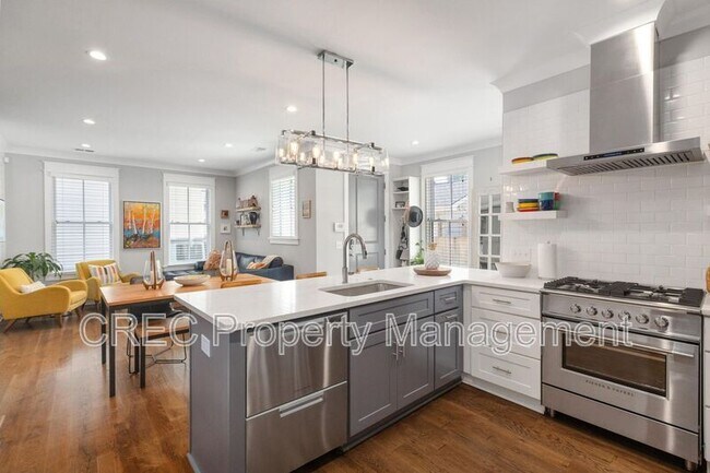 Building Photo - 3 1/2 Maranda Holmes St