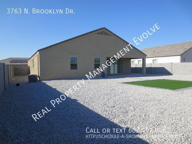 Building Photo - COME TOUR TODAY!