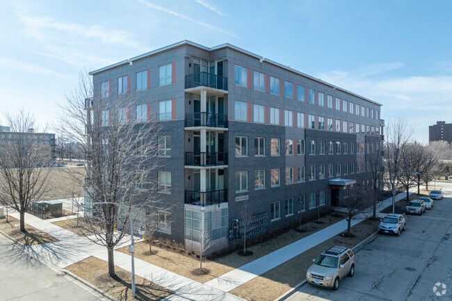 Building Photo - Park Boulevard 3B