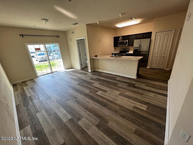 Building Photo - 4959 Key Lime Dr