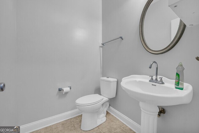 Building Photo - 816 Kaitlyn Dr