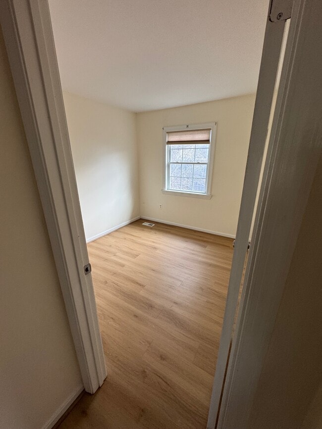 Building Photo - 8619 Ashby Ct