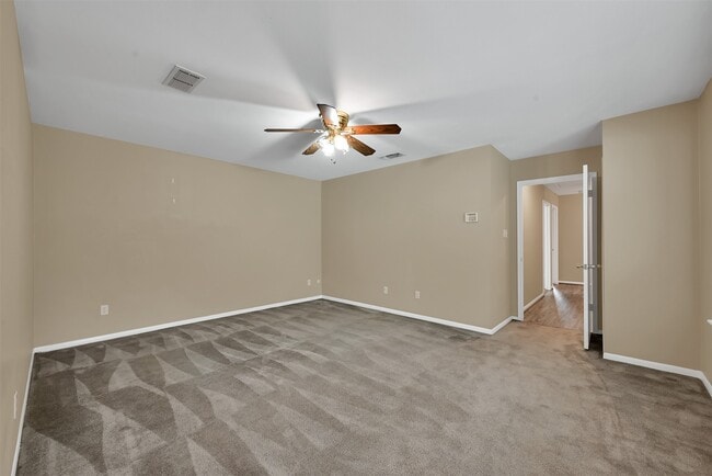 Building Photo - 2010 Tucumcari Dr
