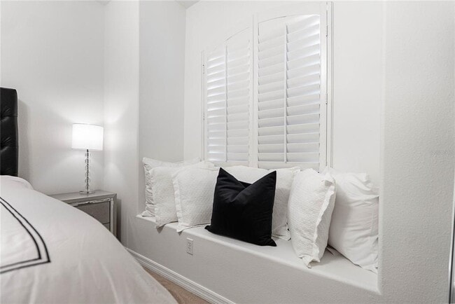 Building Photo - 6989 Prosperity Cir