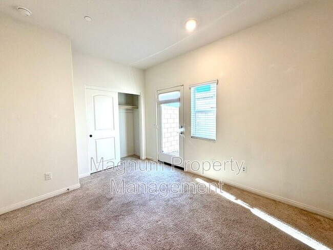 Building Photo - 26564 Rosebay Way