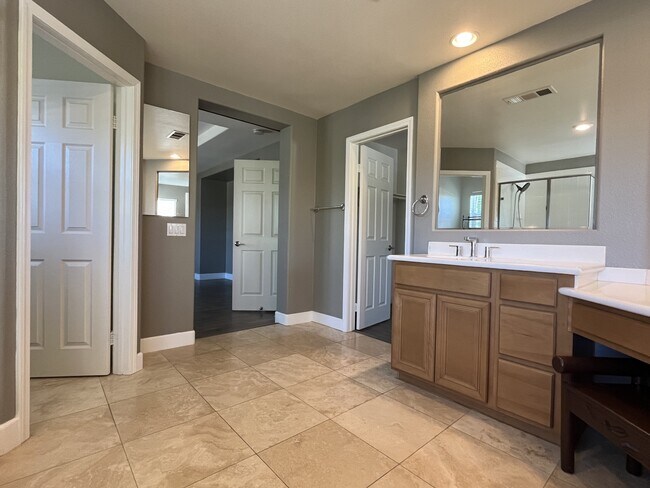 Building Photo - 33812 Temecula Creek Rd