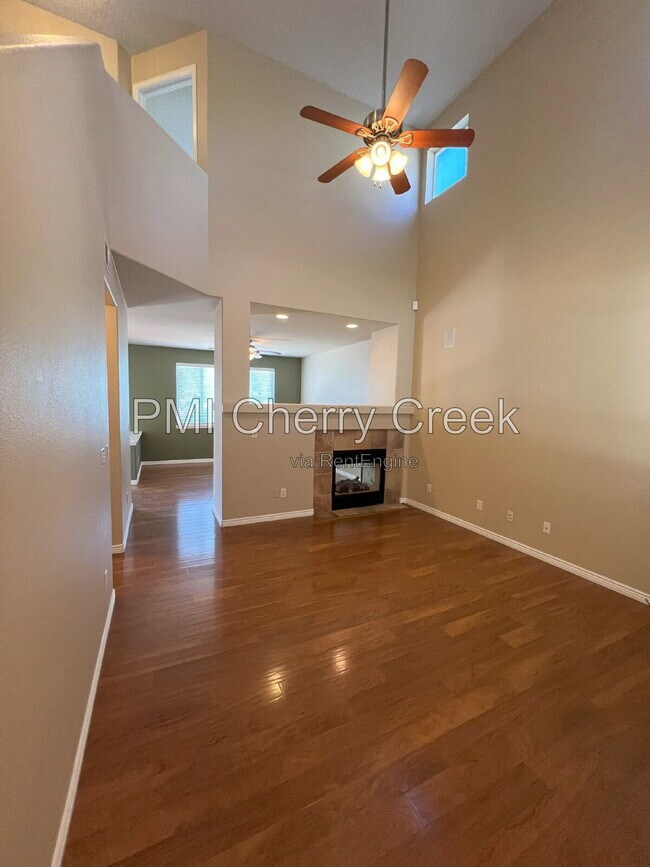 Building Photo - 19453 E Hollow Creek Dr