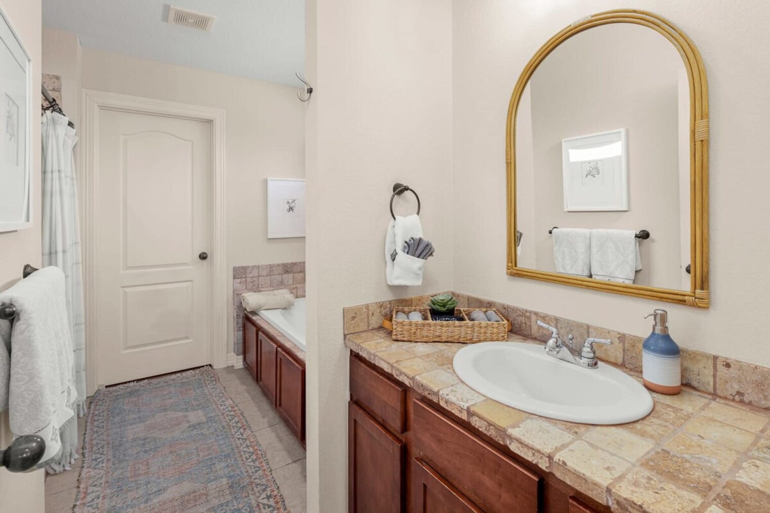 Building Photo - 4181 N Rolling Meadows Dr