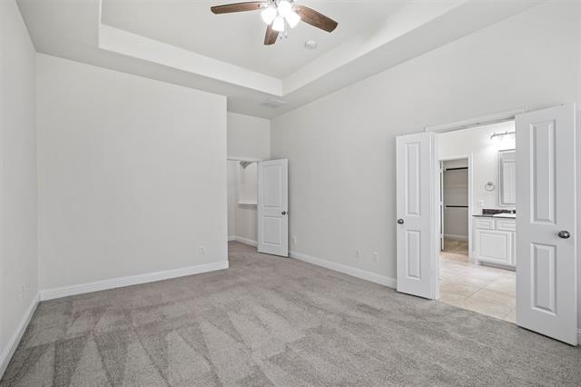 Building Photo - 16705 Dry Creek Blvd