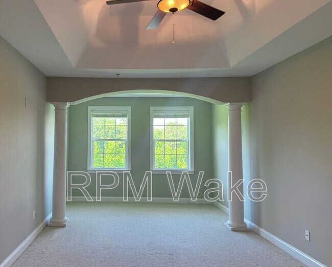 Building Photo - 10411 Rosegate Ct