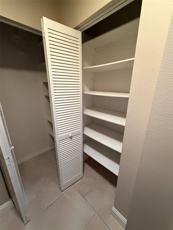 Building Photo - 1120 Monroe Ave