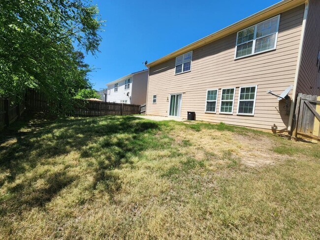 Building Photo - 1594 Overview Cir SW
