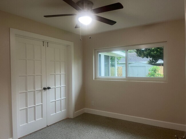 Building Photo - 8223 Le Mesa St