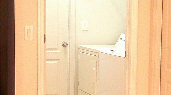 Building Photo - 609 Cedar Waxwing Dr