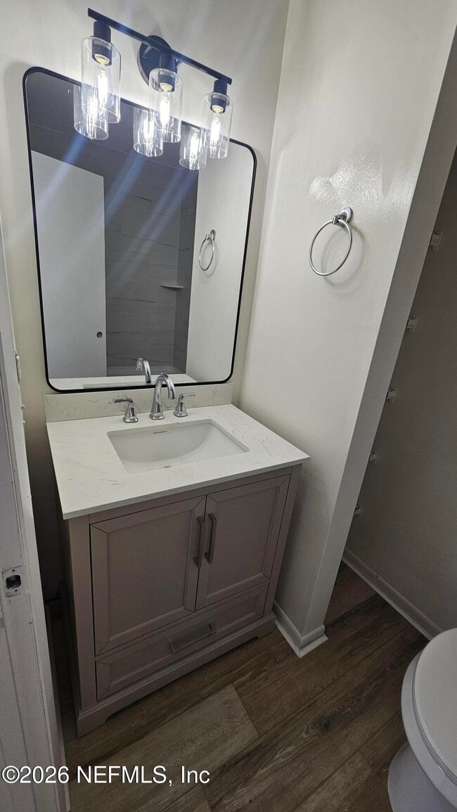 Building Photo - 820 Orchid St