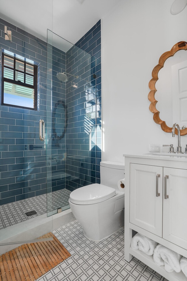 Building Photo - 19471 Harbor Rd S