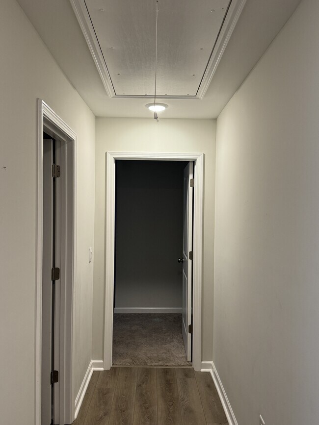 Building Photo - 424 Kohn Dr