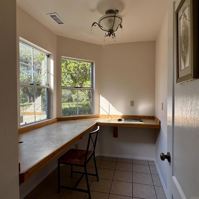 Building Photo - 2848 Los Alisos S