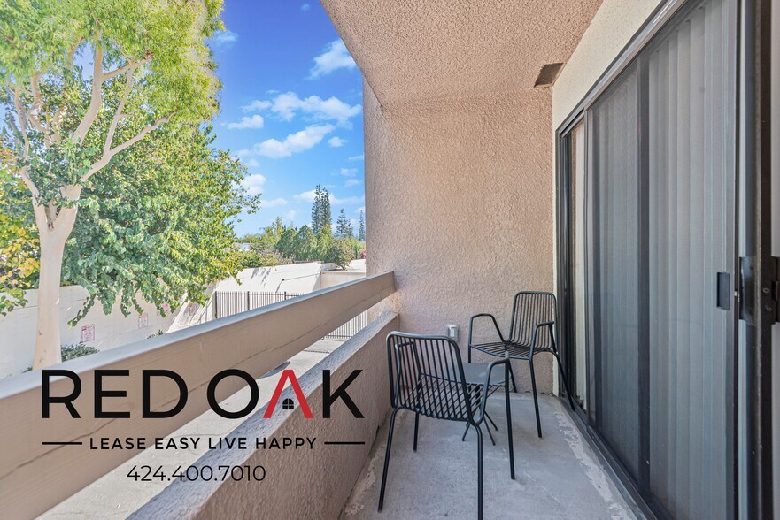 Building Photo - 7810 Topanga Canyon Blvd