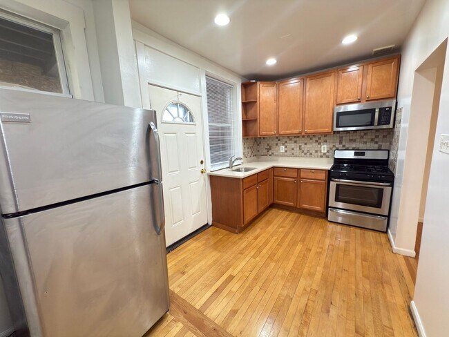 Building Photo - Saint Louis